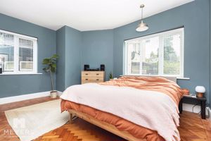 Photo 14- click for photo gallery